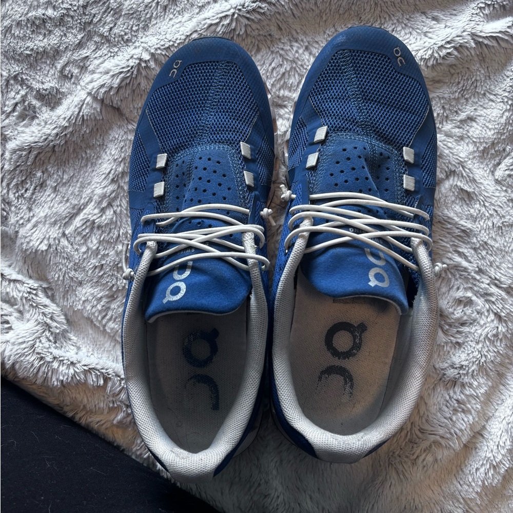 On running sneakers